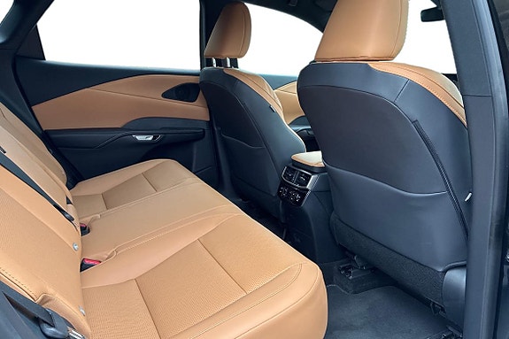 Lexus RX450h 19 of 27