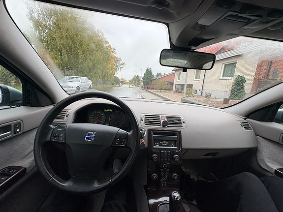 Volvo S40 5 of 10