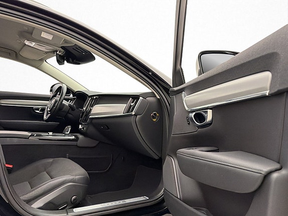 Volvo V90 15 of 30