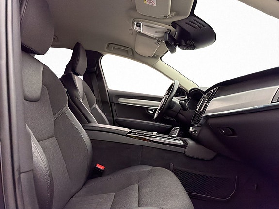 Volvo V90 14 of 30