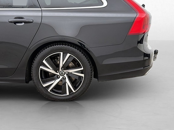 Volvo V90 11 of 30