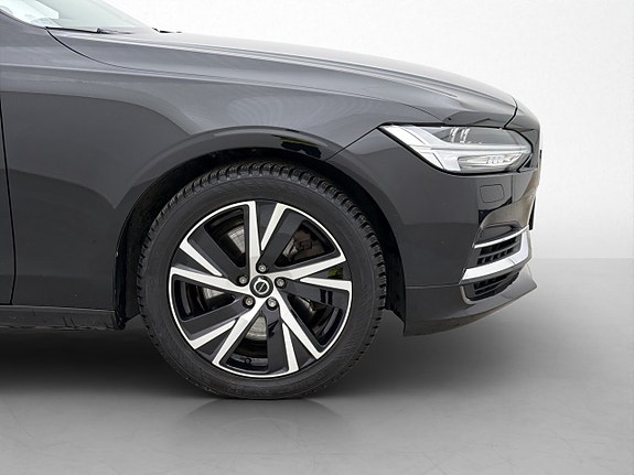 Volvo V90 13 of 30