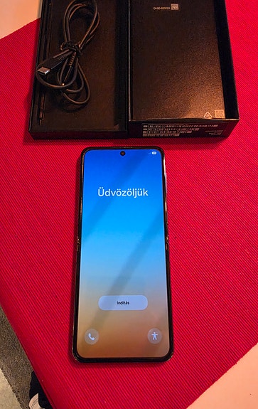 Product image 1 of 3