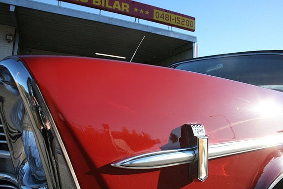 Ford Galaxie 12 of 25