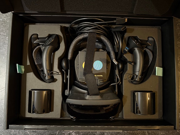 Product image 1 of 3