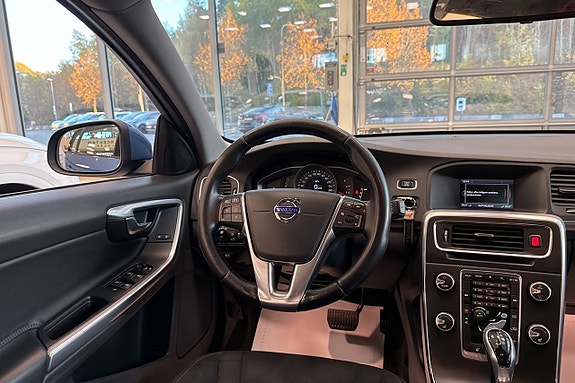 Volvo V60 5 of 22