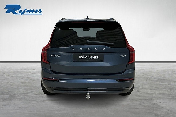Volvo XC90 4 of 19