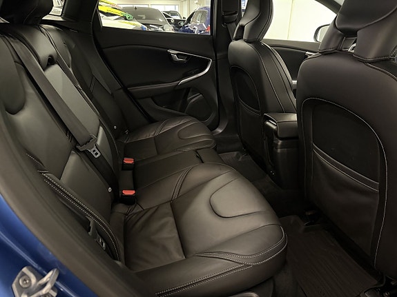 Volvo V40 14 of 14