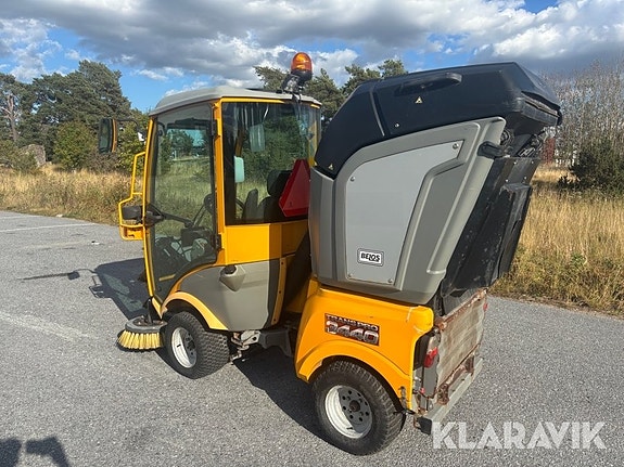 Redskapsbärare Belos Trans Pro 3440 med sop s 2 of 6