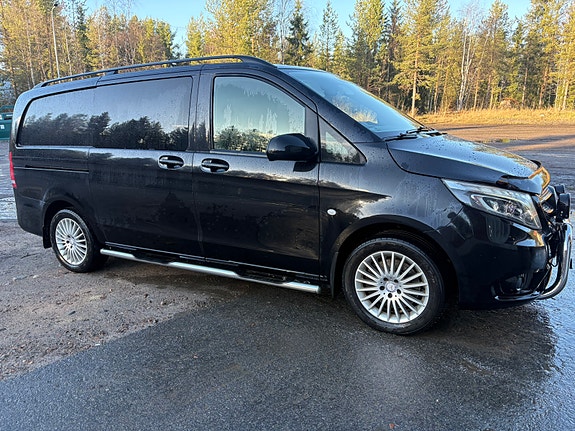 Mercedes-Benz Vito 119 2 of 12