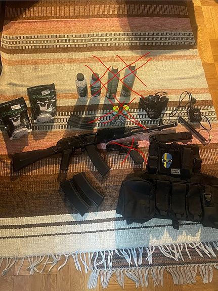 Product image 1 of 4