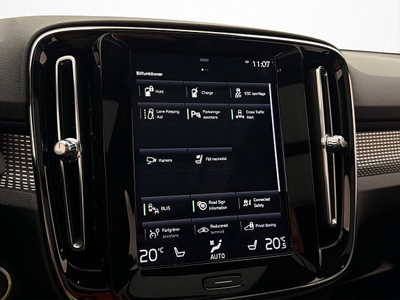 Volvo XC40 22 of 30