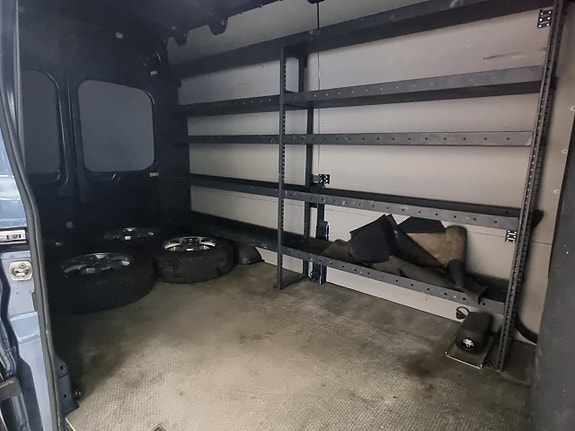 Ford Transit 10 of 17