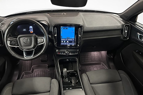 Volvo C40 9 of 15