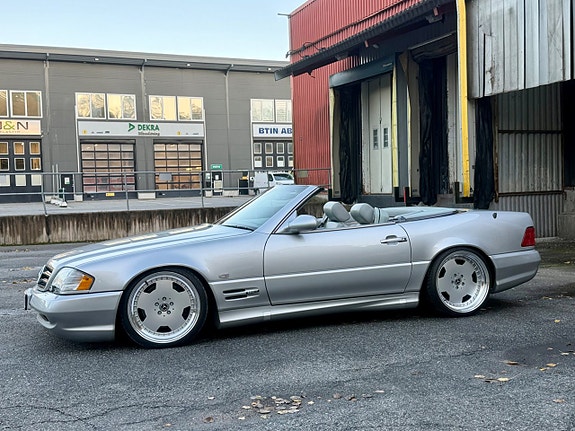 Mercedes-Benz SL 500 6 of 25