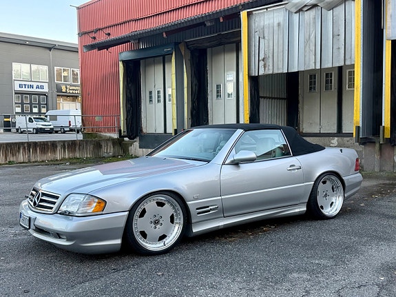 Mercedes-Benz SL 500 16 of 25