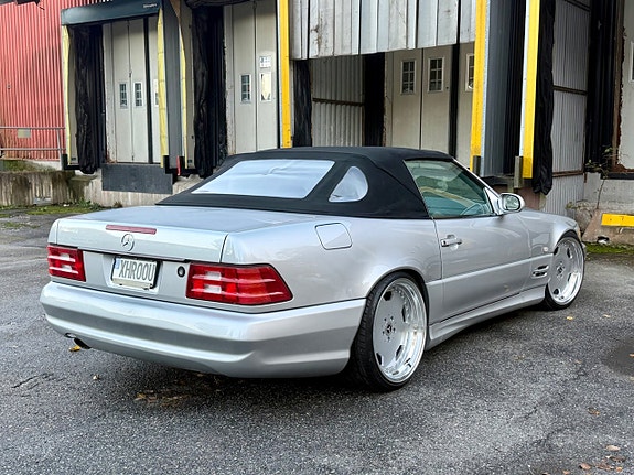 Mercedes-Benz SL 500 18 of 25