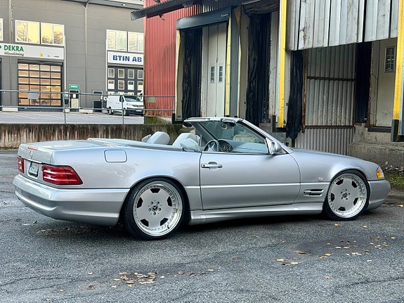 Mercedes-Benz SL 500 13 of 25