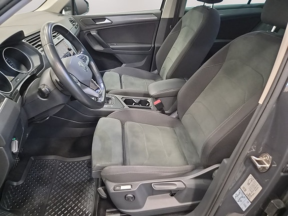 Volkswagen Tiguan 10 of 21