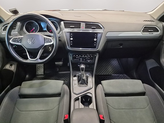 Volkswagen Tiguan 14 of 21