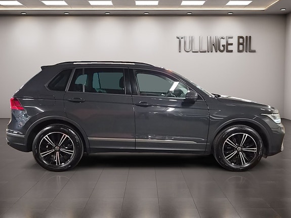 Volkswagen Tiguan 6 of 21