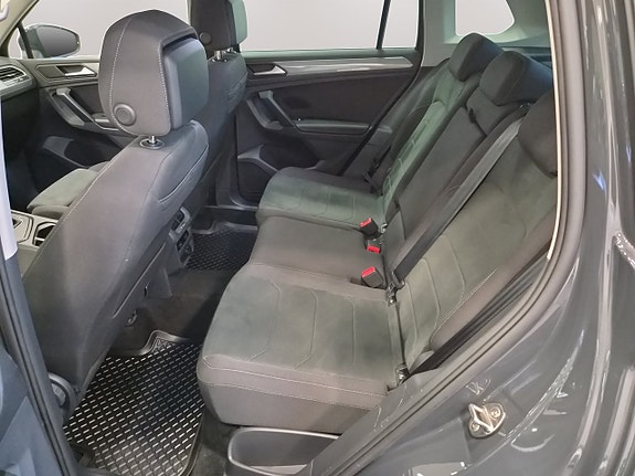 Volkswagen Tiguan 13 of 21
