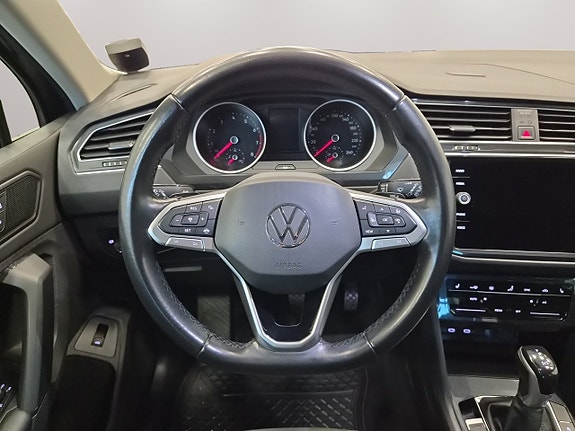 Volkswagen Tiguan 11 of 21