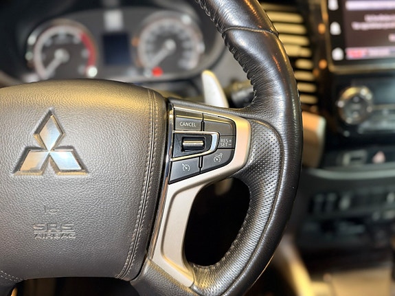 Mitsubishi L200 15 of 24