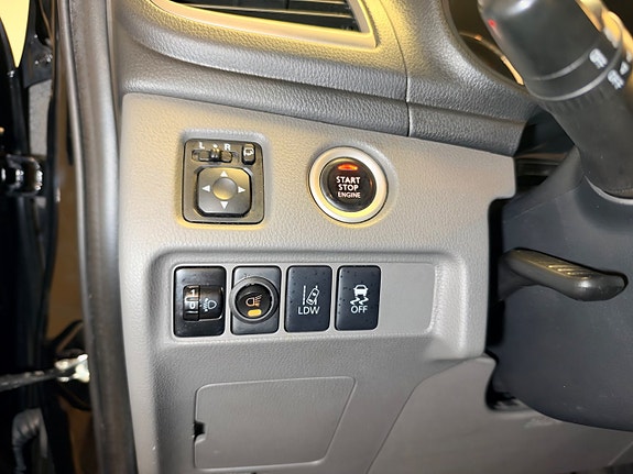 Mitsubishi L200 10 of 24
