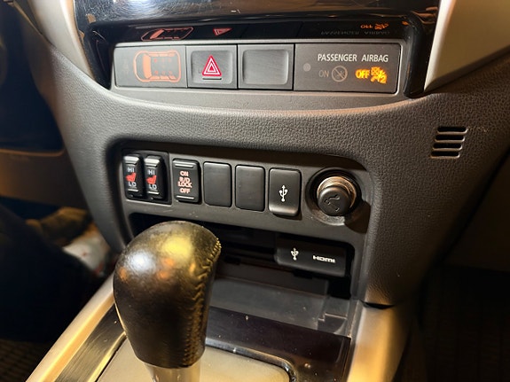 Mitsubishi L200 21 of 24