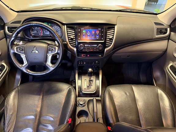 Mitsubishi L200 12 of 24