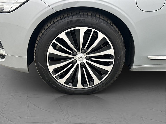 Volvo V90 30 of 30