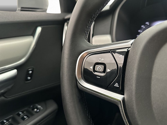 Volvo V90 18 of 30