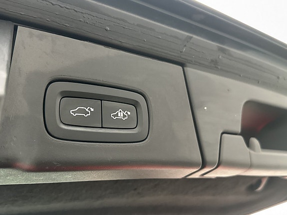 Volvo V90 12 of 30