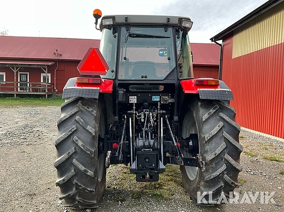Traktor Massey Ferguson 4370 med frontlyft 4 of 6