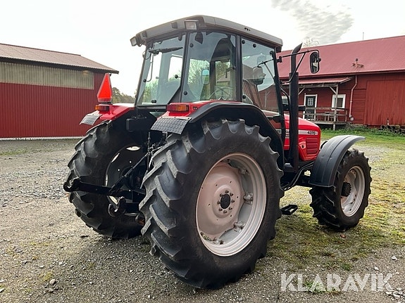 Traktor Massey Ferguson 4370 med frontlyft 5 of 6