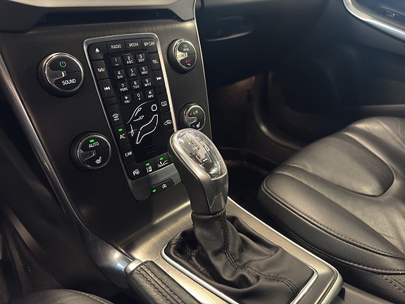 Volvo V40 20 of 23