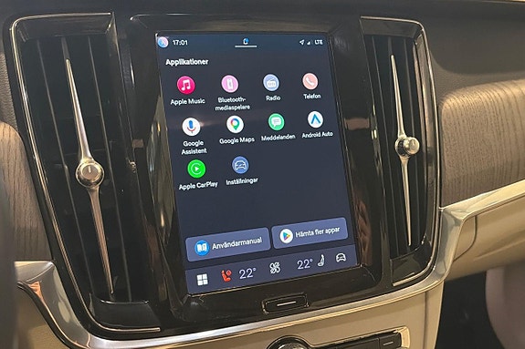 Volvo S90 21 of 28