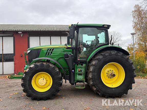 Traktor John Deere 6215R Premium Edition 2 of 6