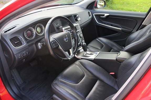 Volvo S60 12 of 12