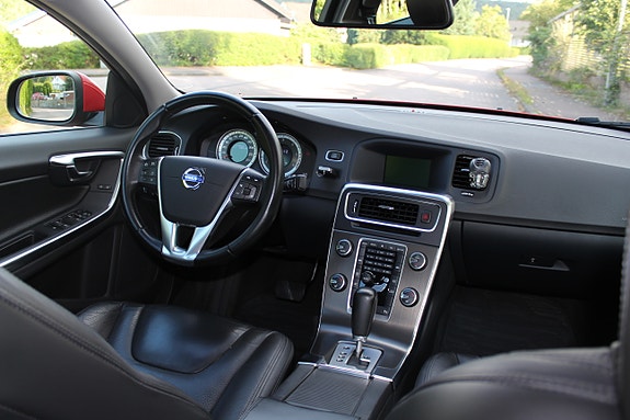 Volvo S60 6 of 12
