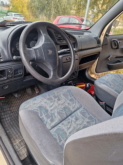 Citroen Berlingo 2 of 23