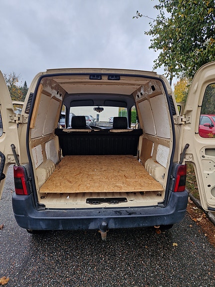 Citroen Berlingo 16 of 23