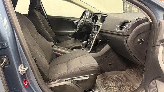 Volvo V40 19 of 19