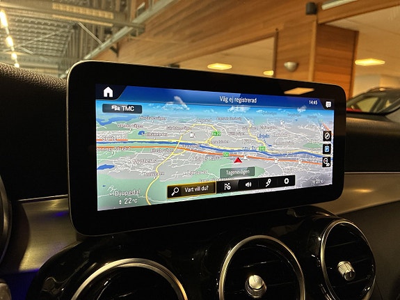 Mercedes-Benz GLC 220 d 24 of 30