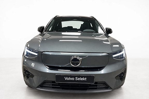 Volvo EX40 8 of 27