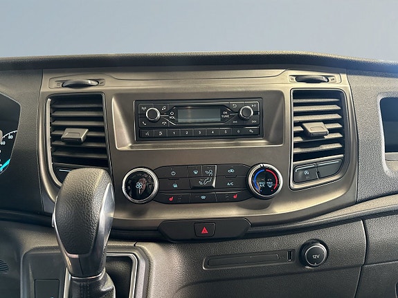 Ford Transit 15 of 18