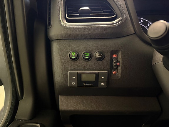 Renault Master 12 of 13