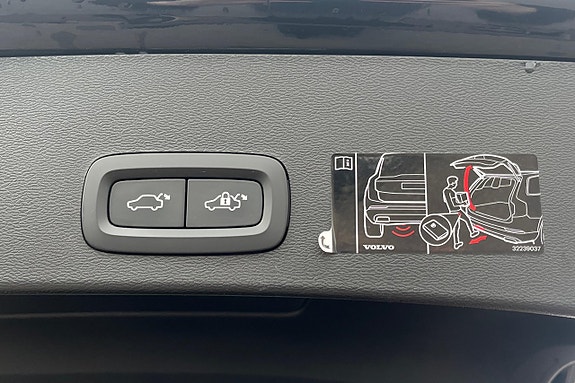 Volvo XC40 28 of 30