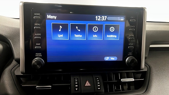 Toyota RAV4 9 of 12